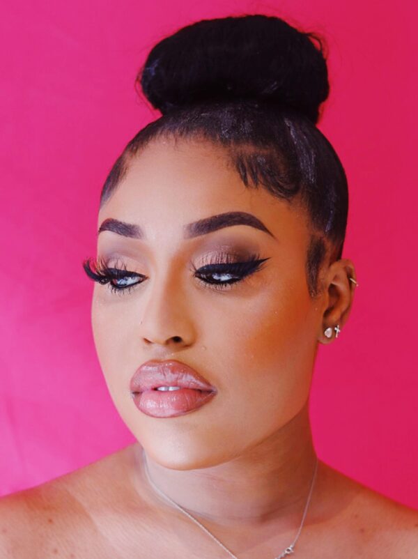 LIP GLOSSES, LIP LINERS