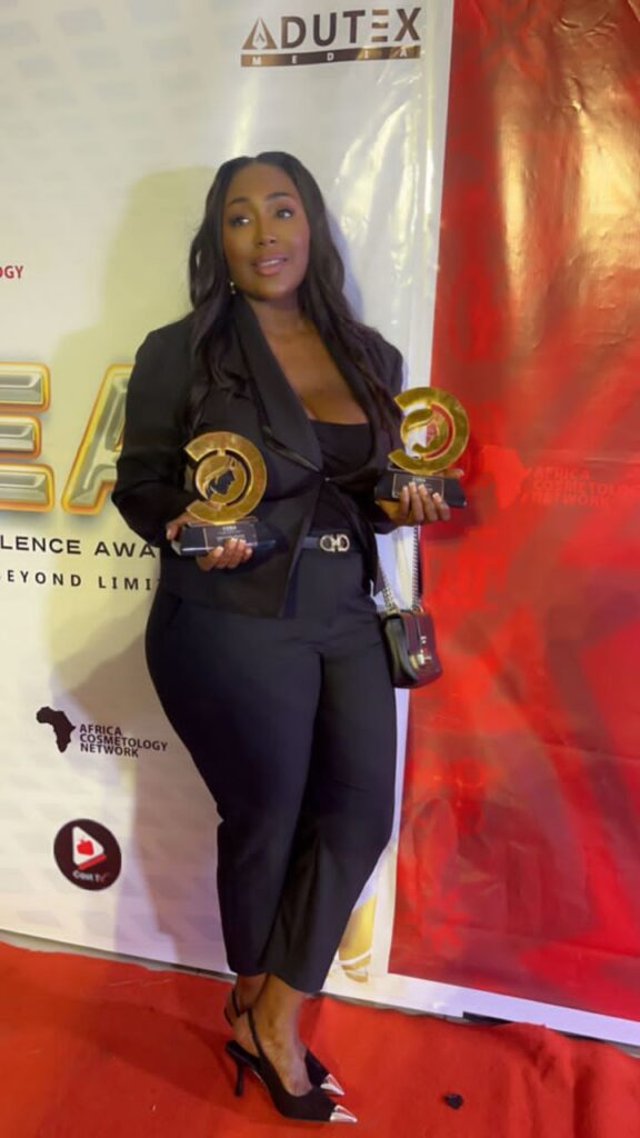 3aab951b-eda8-4558-af93-3798b848da71-576x1024